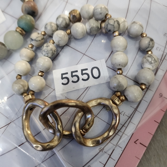 Stone stretch bracelet - Picture 9 of 12